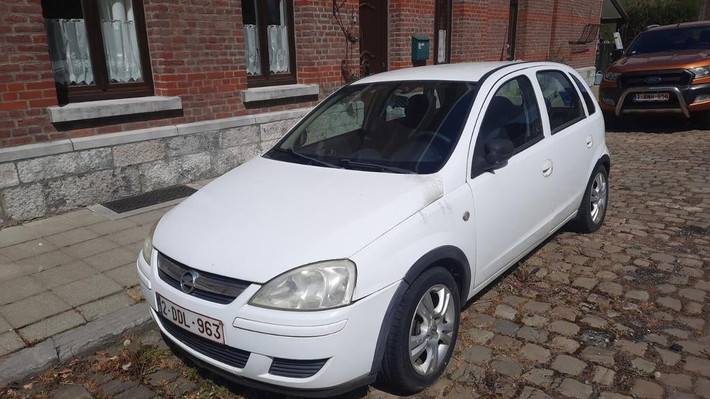 Opel Corsa blanche, Autos, Particulier, Achat, Corsa