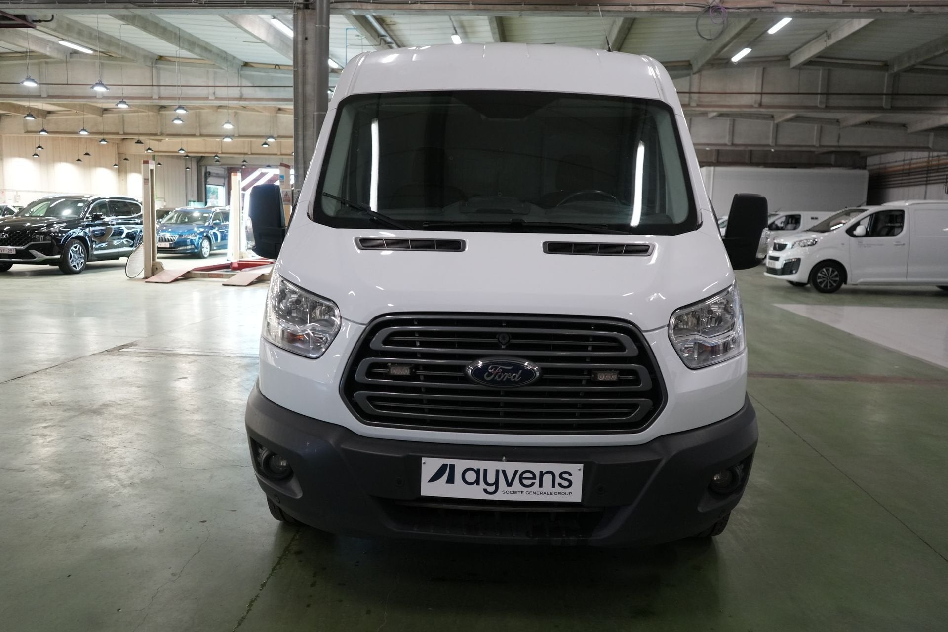 (1XFG372) FORD TRANSIT 2T 350M FOU MWB HR DSL, Voorwielaandrijving, Stof, Euro 6, Wit