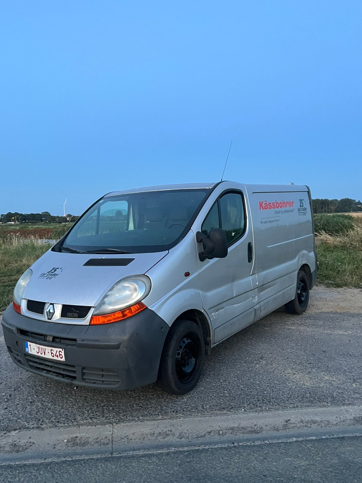 Renault trafic 1.9 dci 100ch, Autos, Camionnettes & Utilitaires, Particulier, Achat, Renault