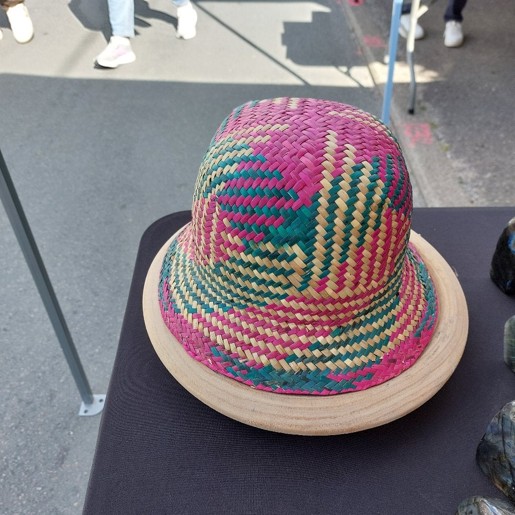 Chapeau Artisanal de Madagascar (Satro-bory), Vêtements | Hommes, Chapeaux & Casquettes, Neuf, Chapeau, Enlèvement ou Envoi