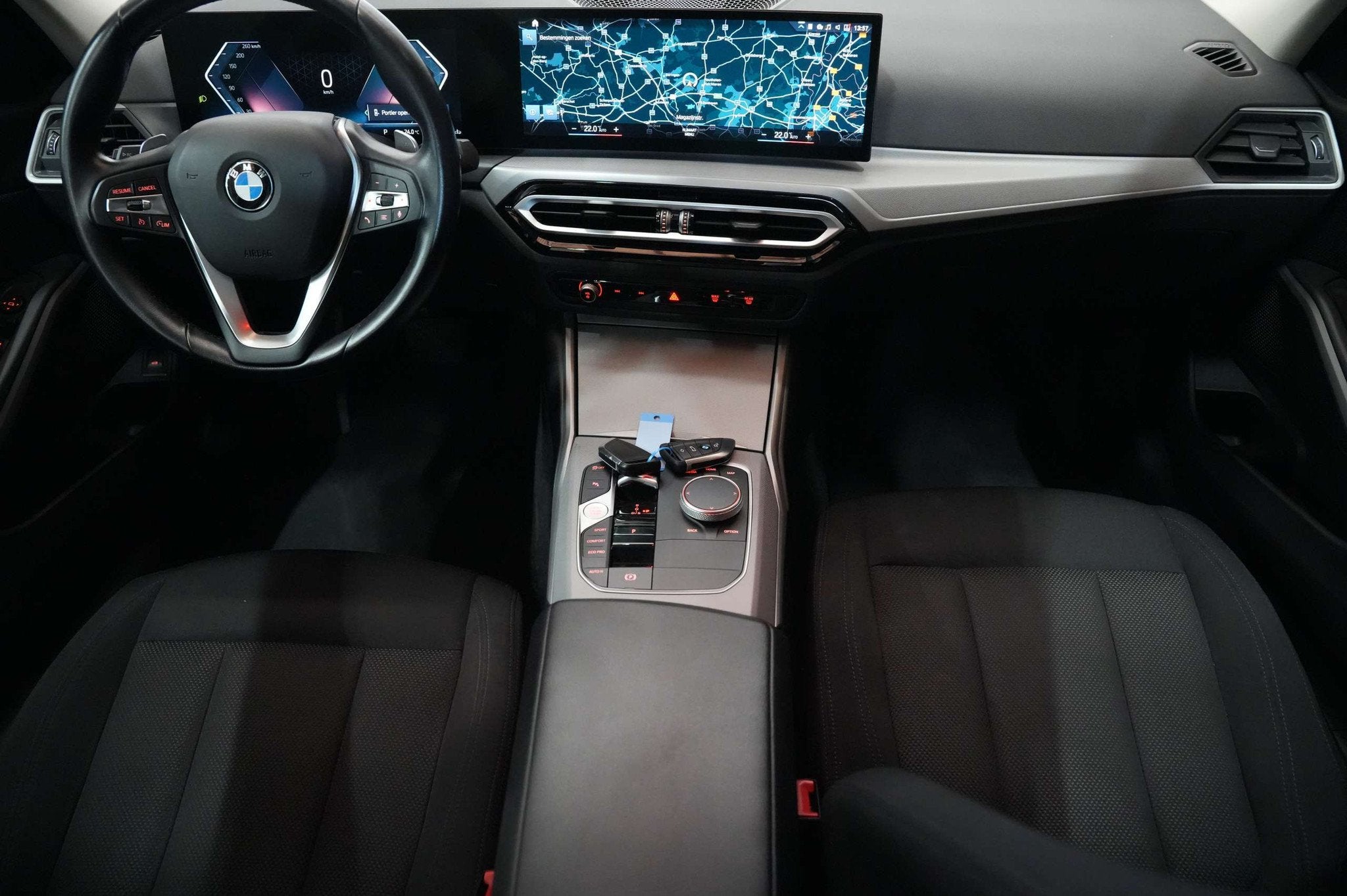 BMW 318 dA Automaat Garantie Facelift, Auto's, Automaat, 4 cilinders, Blauw, Bi-Xenon koplampen