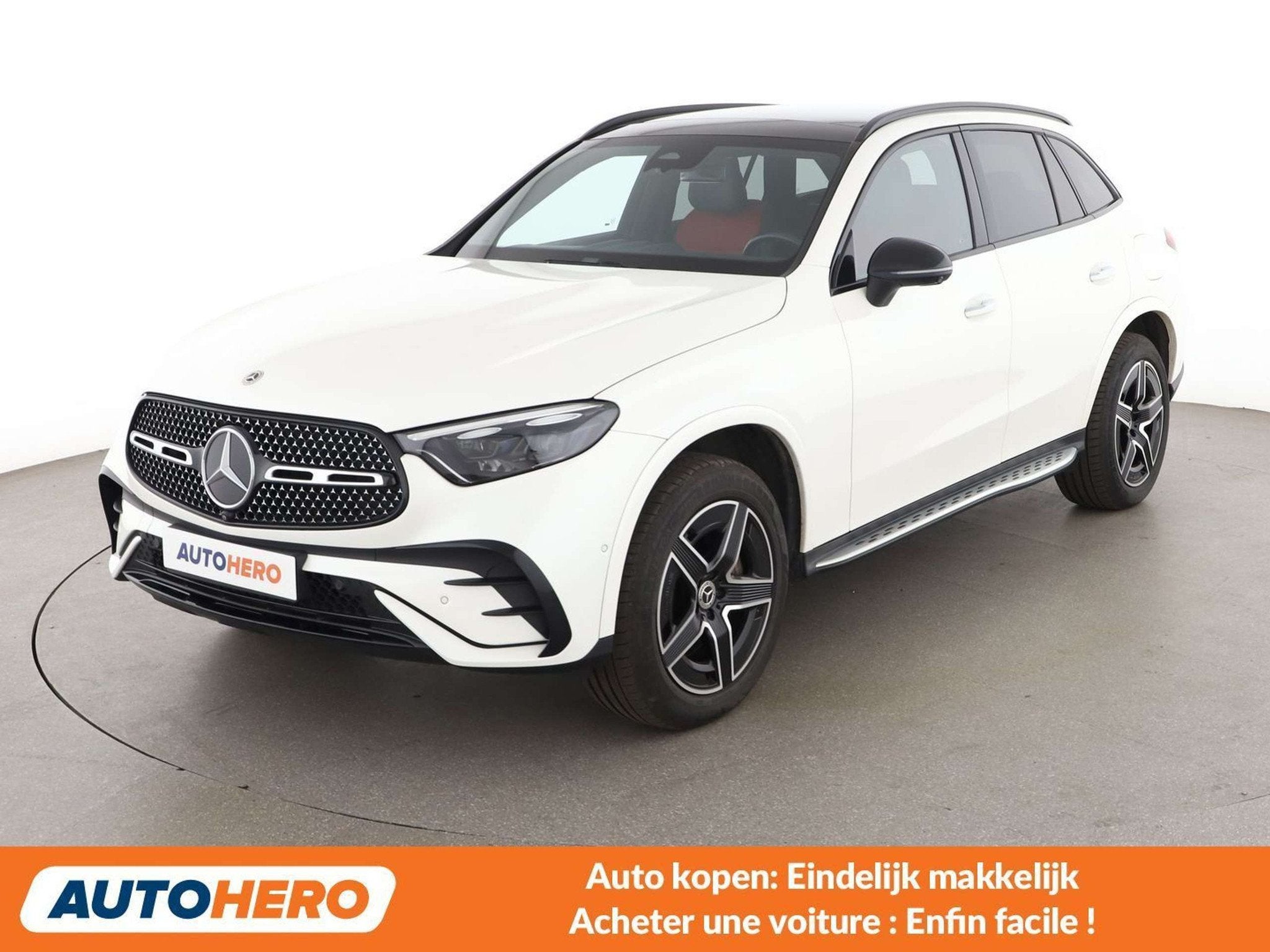 Mercedes-Benz GLC 300 GLC 300e 4Matic AMG Line, Autos, Mercedes-Benz, Cuir, Euro 6, Détection des panneaux routiers, 5 portes
