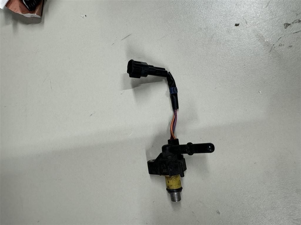 yamaha wr125 injector 5D71377000 2009 to 2011, Motoren, Ophalen of Verzenden, Zo goed als nieuw