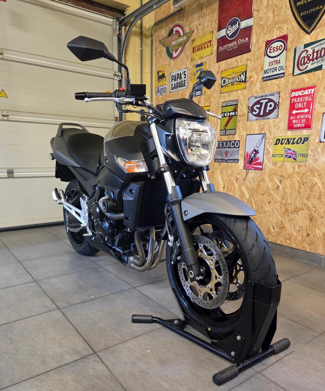 Suzuki GSR600 "Iron" ! *Keuring & Garantie*, Occasion, 4 cilinders, Motorrijbewijs A, Bedrijf