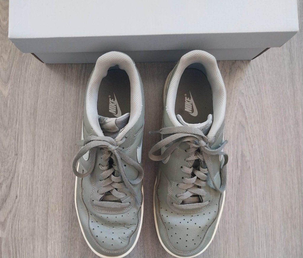 Schoenen maat 42,5, Kleding | Heren, Overige kleuren, Nike, Ophalen of Verzenden, Sneakers