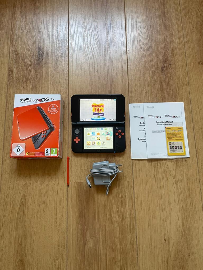 Nouvelle édition 3ds xl Orange, Enlèvement ou Envoi, Comme neuf, 3DS XL, Avec jeux