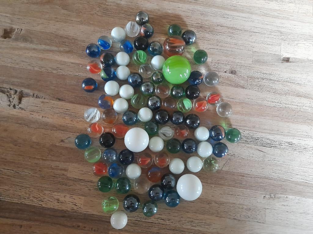 88 knikkers, Ophalen of Verzenden, Zo goed als nieuw