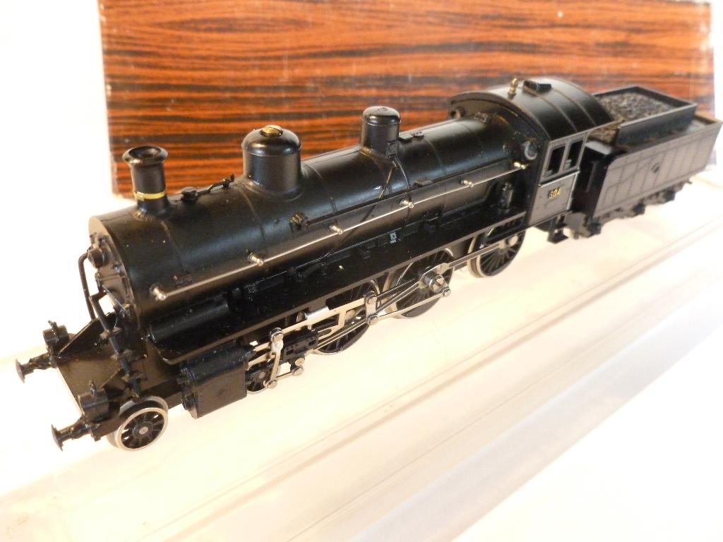 TRAINS HO, Hobby en Vrije tijd, Modeltreinen | H0, Ophalen of Verzenden, Gelijkstroom, Locomotief, Liliput