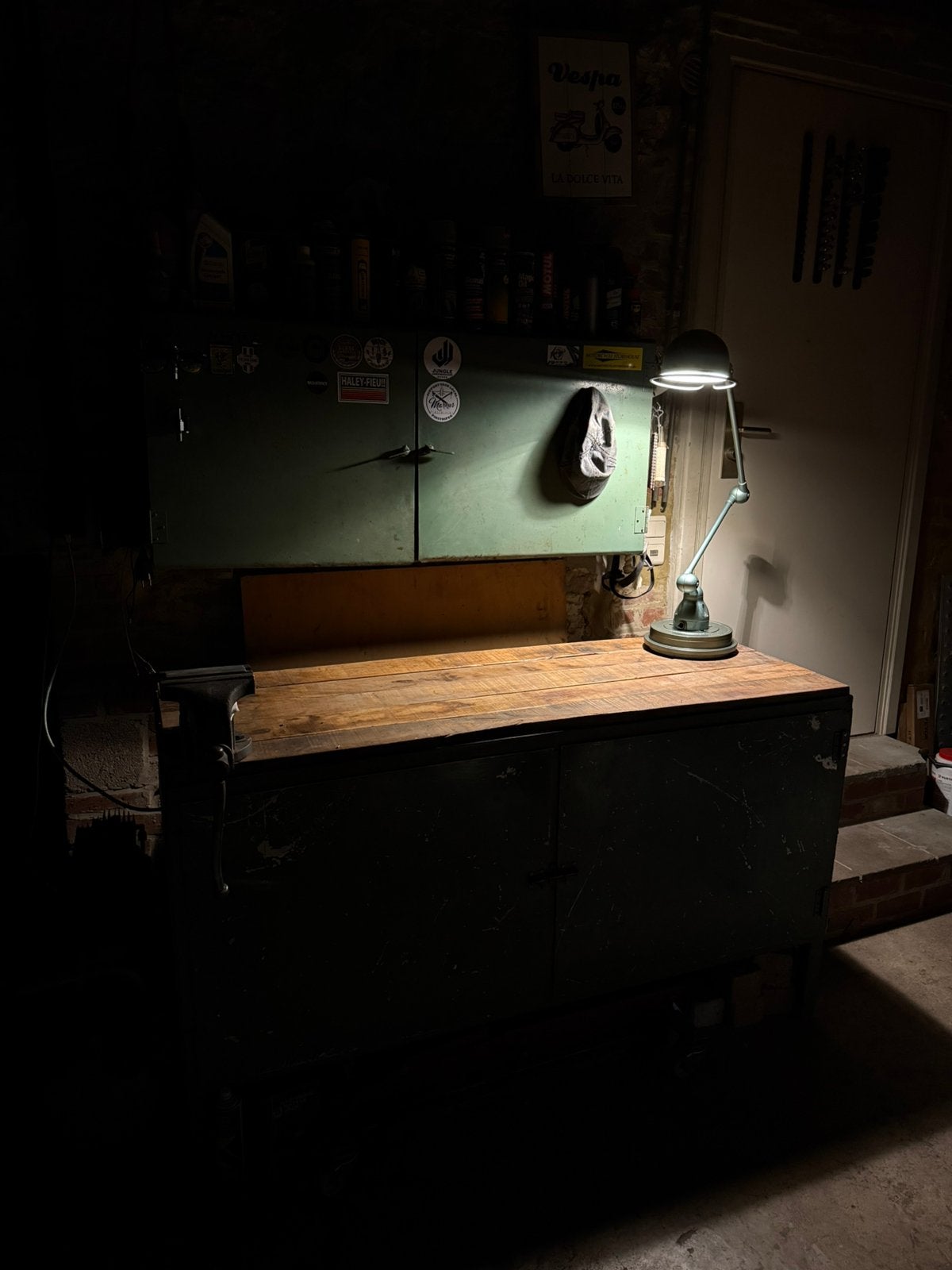 Lampe d’atelier industrielle JIELDE vert Vespa, Antiek en Kunst, Ophalen of Verzenden