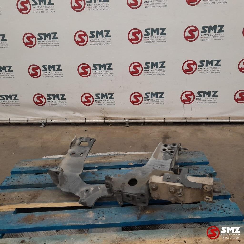 Occ Support de cadre droit Scania, Autos : Pièces & Accessoires, Utilisé, Scania, Suspension et Châssis