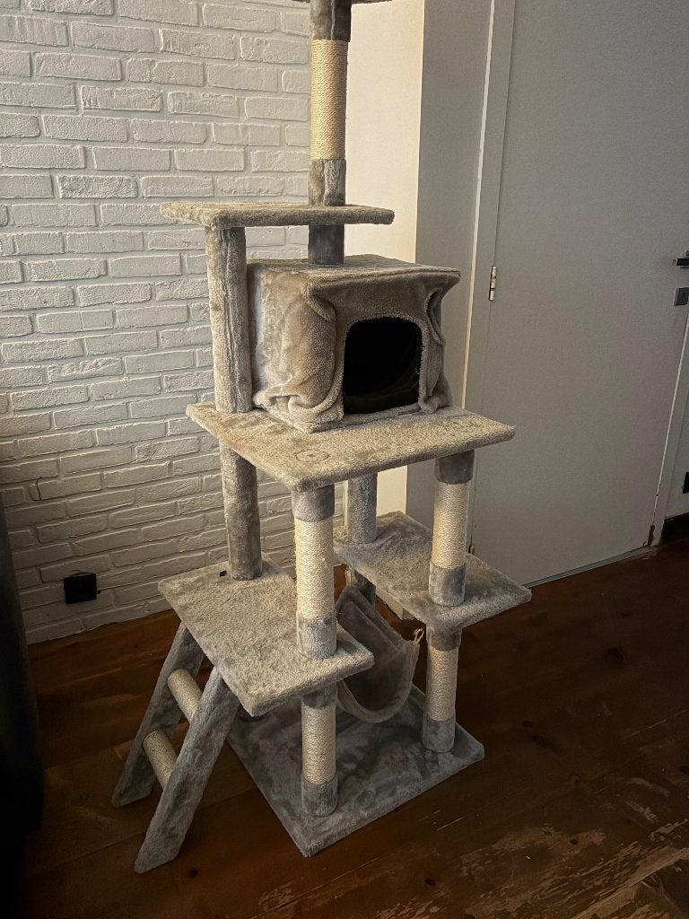Kattenkrabpaal, Ophalen, Gebruikt, Krabpaal