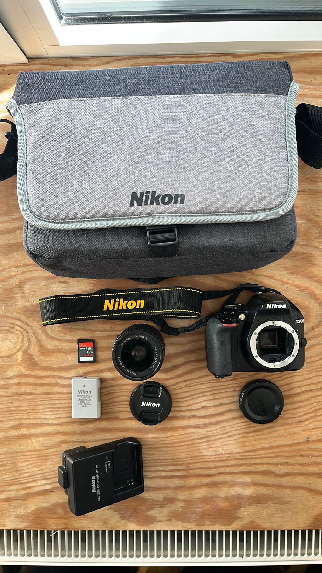 Nikon D3400, Batterie, Comme neuf, Enlèvement, 25 mégapixels