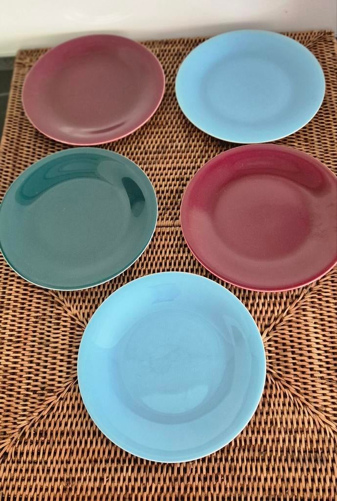 5 assiettes Boch La Louvière, Enlèvement
