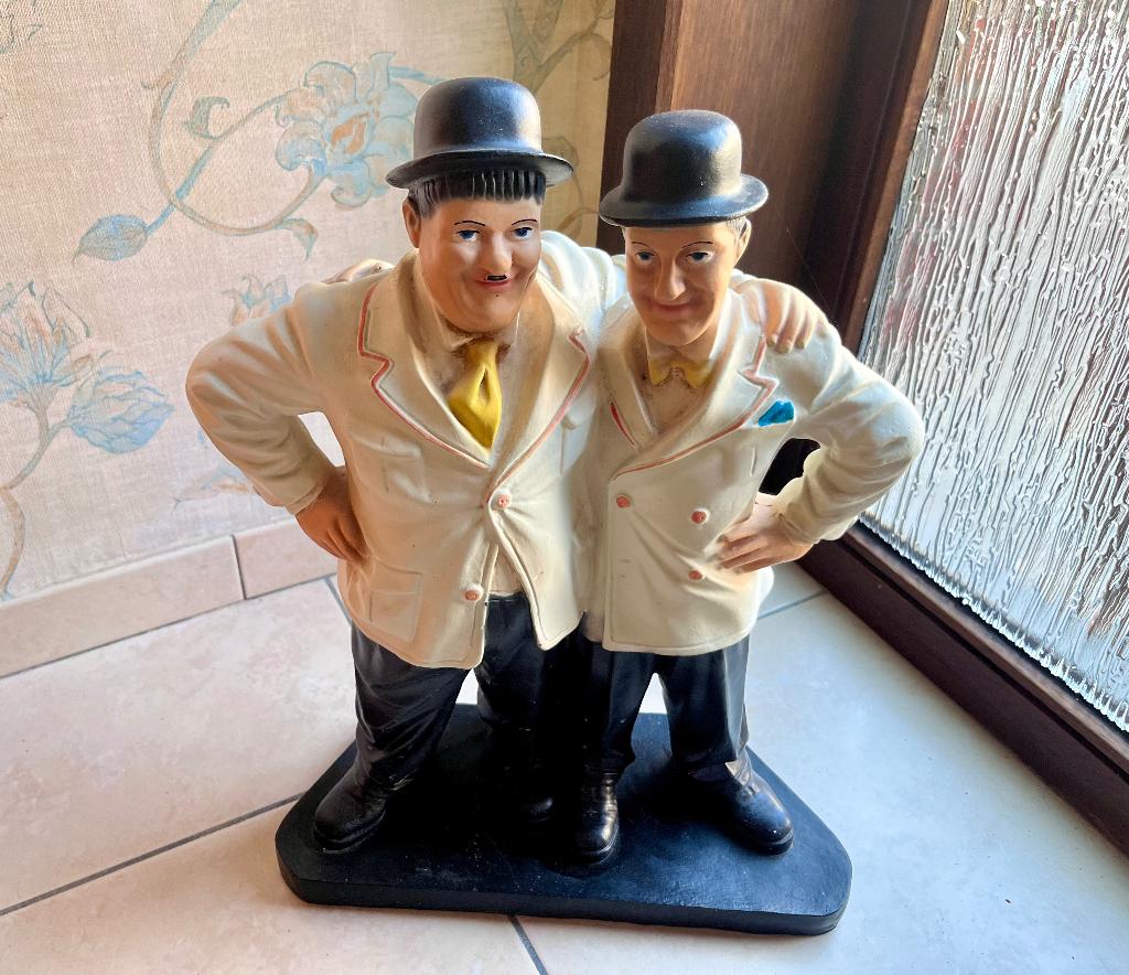 Beeld Laurel & Hardy, Enlèvement