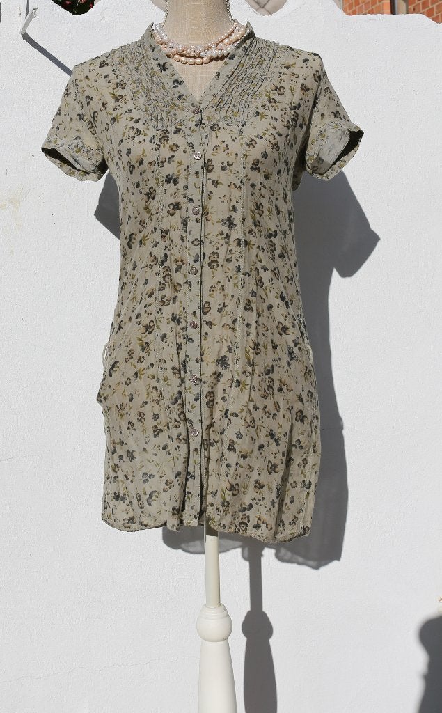Robe légère tons kaki Taille S, Vêtements | Femmes, Robes, Comme neuf, Taille 36 (S), Enlèvement ou Envoi