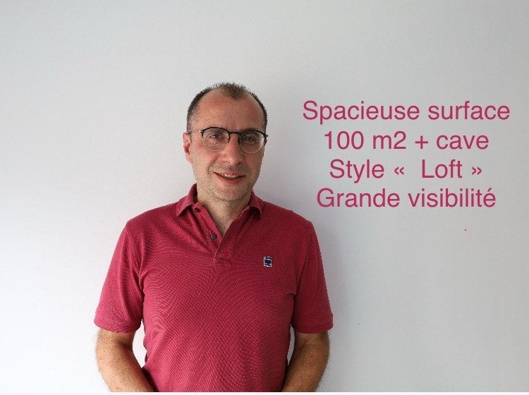 Surface Bureau /  Commerce, 100 m², Namur (ville), Saint-servais, En direct du propriétaire