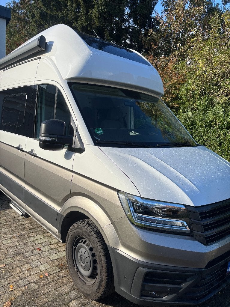 VW Grand California, bijna nieuwe en ideale camper, Automaat, Watertank (Schoon), Verwarmde buitenspiegels, Diesel