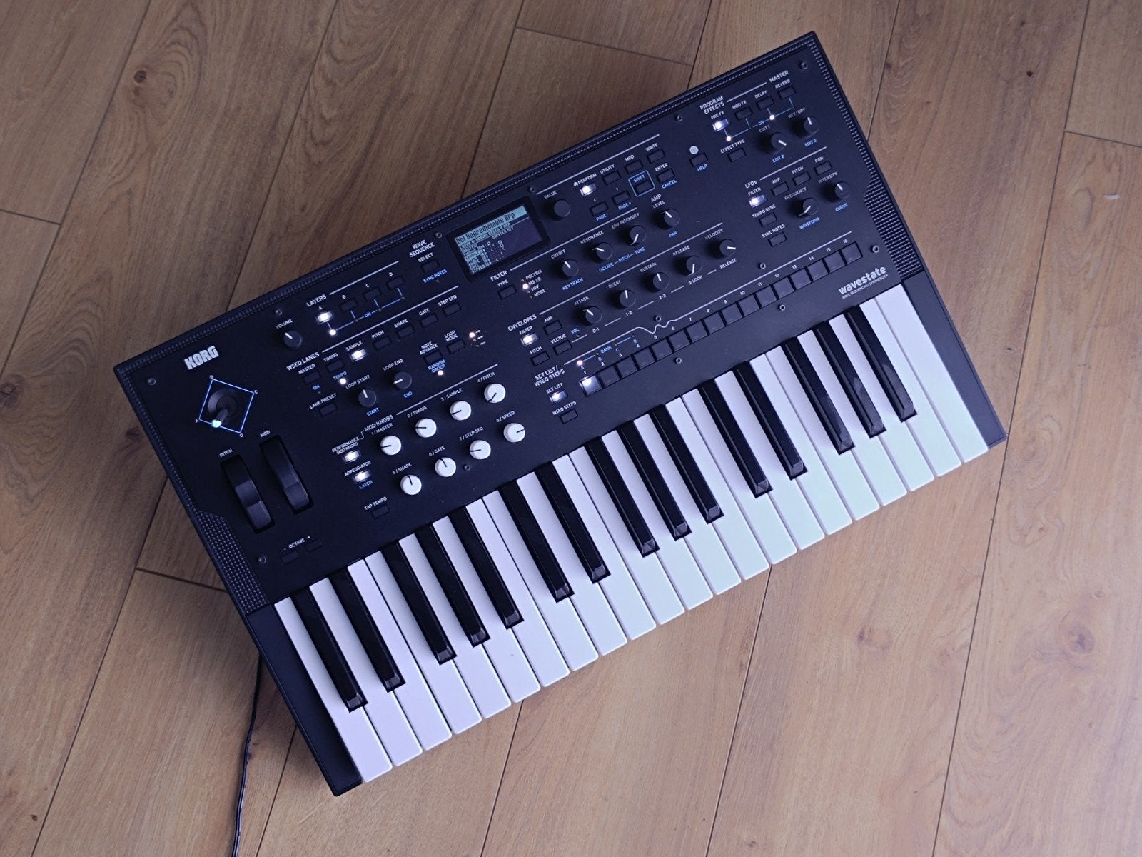 KORG Wavestate (MkI), Enlèvement ou Envoi, Comme neuf, Korg, Avec connexion MIDI