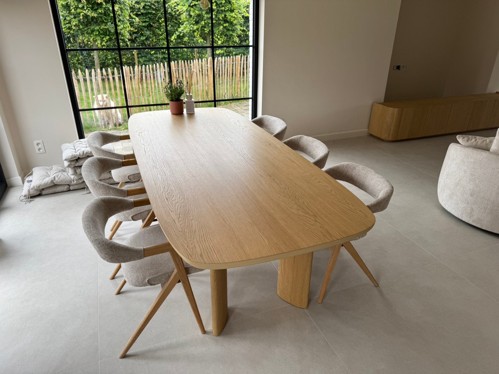 Juntoo licht euken eettafel incl. stoelen, Ophalen, Zo goed als nieuw