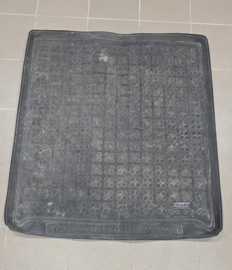 Tapis de coffre pour Volkswagen Passat Break 2015, Enlèvement, Utilisé