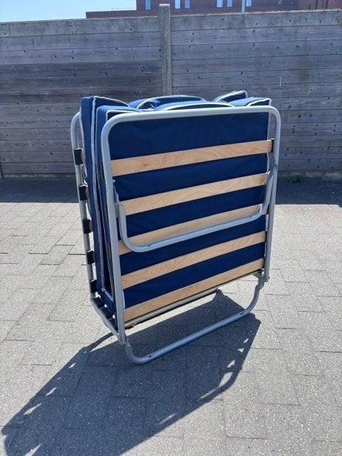 opklapbed, Ophalen, Zo goed als nieuw