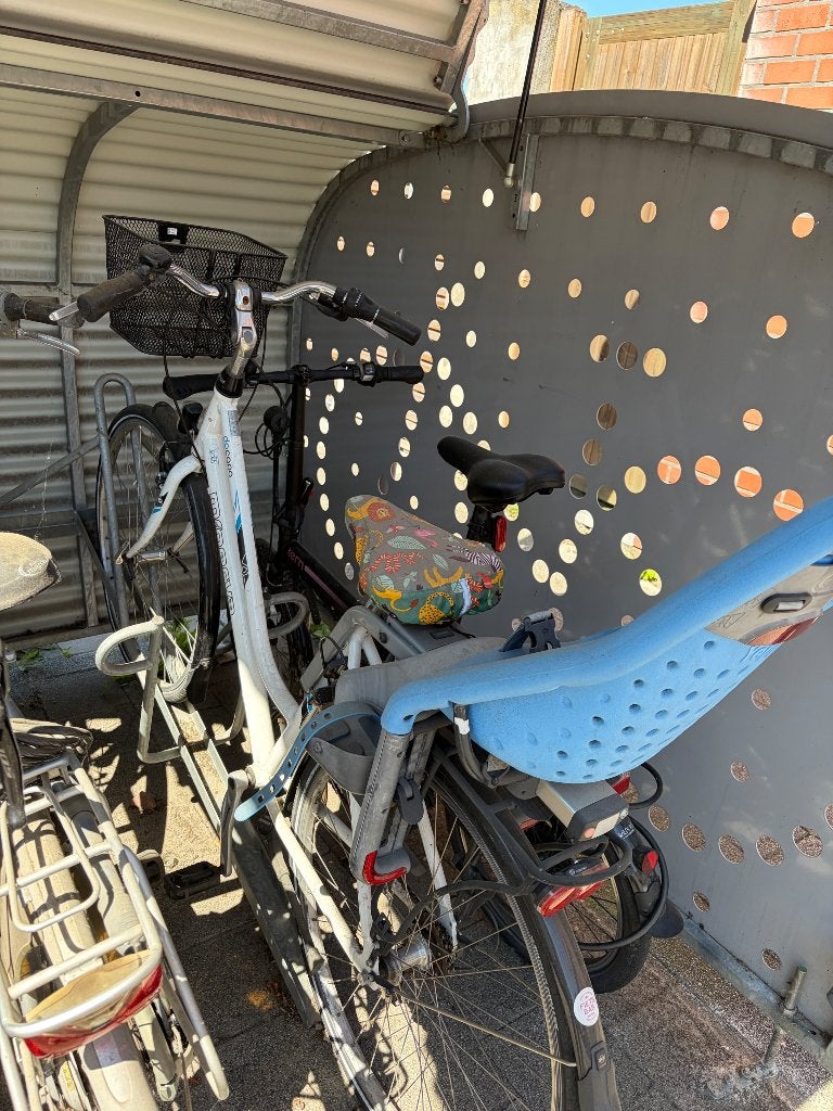 Damesfiets met fietsstoeltje YEPP, Fietsen en Brommers, Fietsen | Dames | Damesfietsen, Ophalen, Gebruikt, Overige merken, Versnellingen