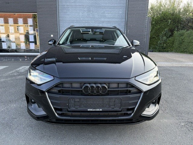 Audi A4 Avant 35 TFSI S tronic Black Edition Camera Cruise, Auto's, Audi, Stof, https://public.car-pass.be/vhr/5af9fe26-6eb8-4cc8-bae2-d9de7ddbf166