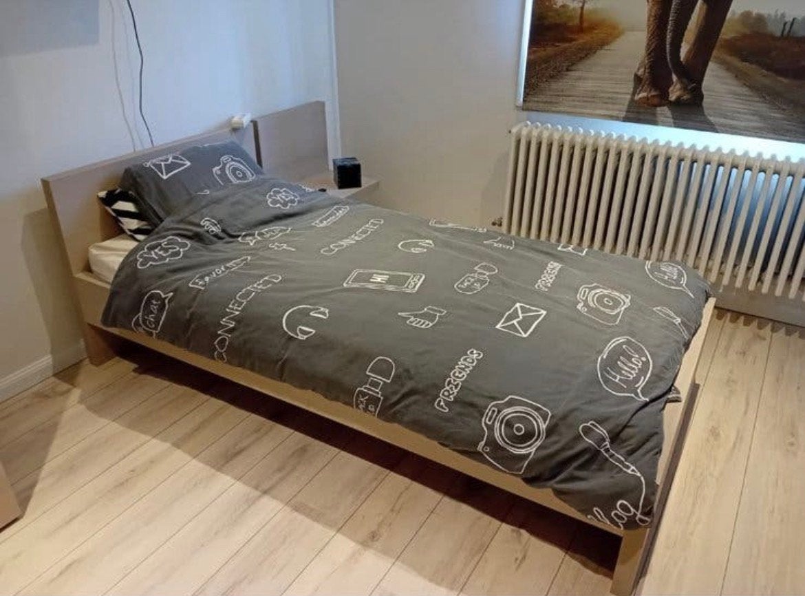 Eenpersoonsbed te koop, Enlèvement, Comme neuf, Une personne