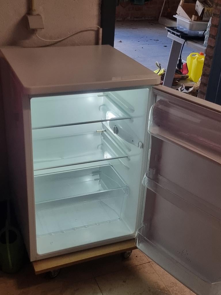 Zanussi, 85 à 120 cm, Enlèvement, 45 à 60 cm, 75 à 100 litres