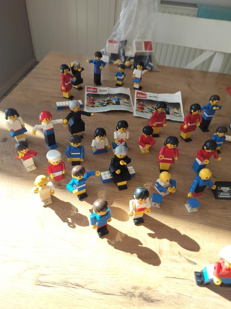 anciens sets lego 1974 famille 200 254 266 260 271..., Enfants & Bébés, Jouets | Duplo & Lego, Enlèvement ou Envoi, Lego