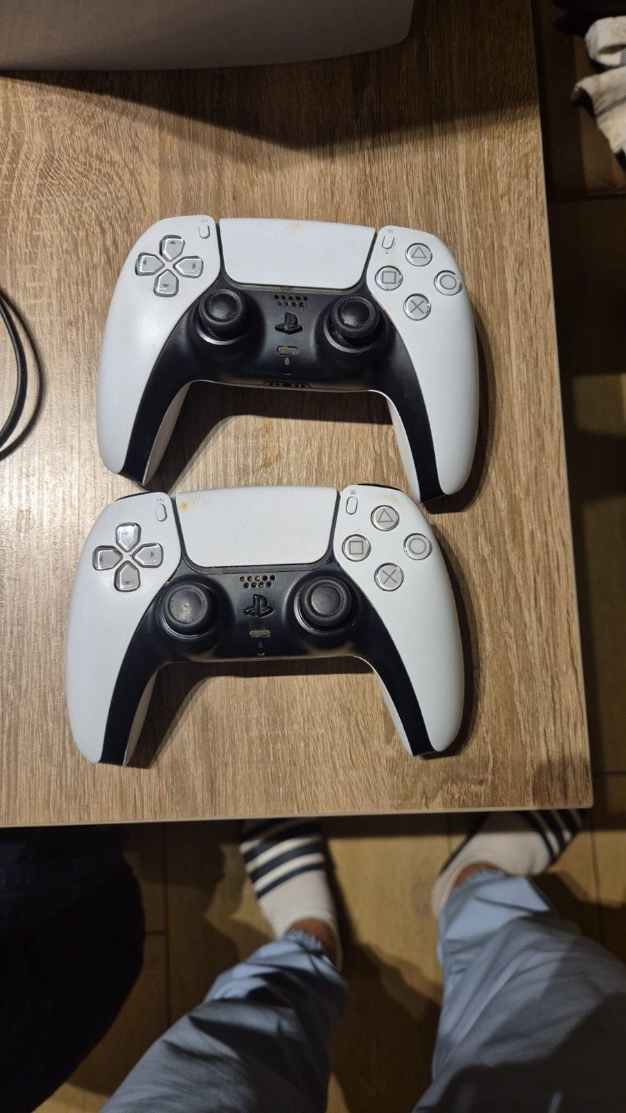 PS5 Slim editie met 2 controllers 1 tb digital, Enlèvement, Utilisé, Playstation 5 Digital