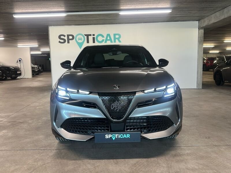 Alfa Romeo Junior BEV 54 kWh Elettrica, Autos, 410 km, Argent ou Gris, Achat, Capteur de lumière