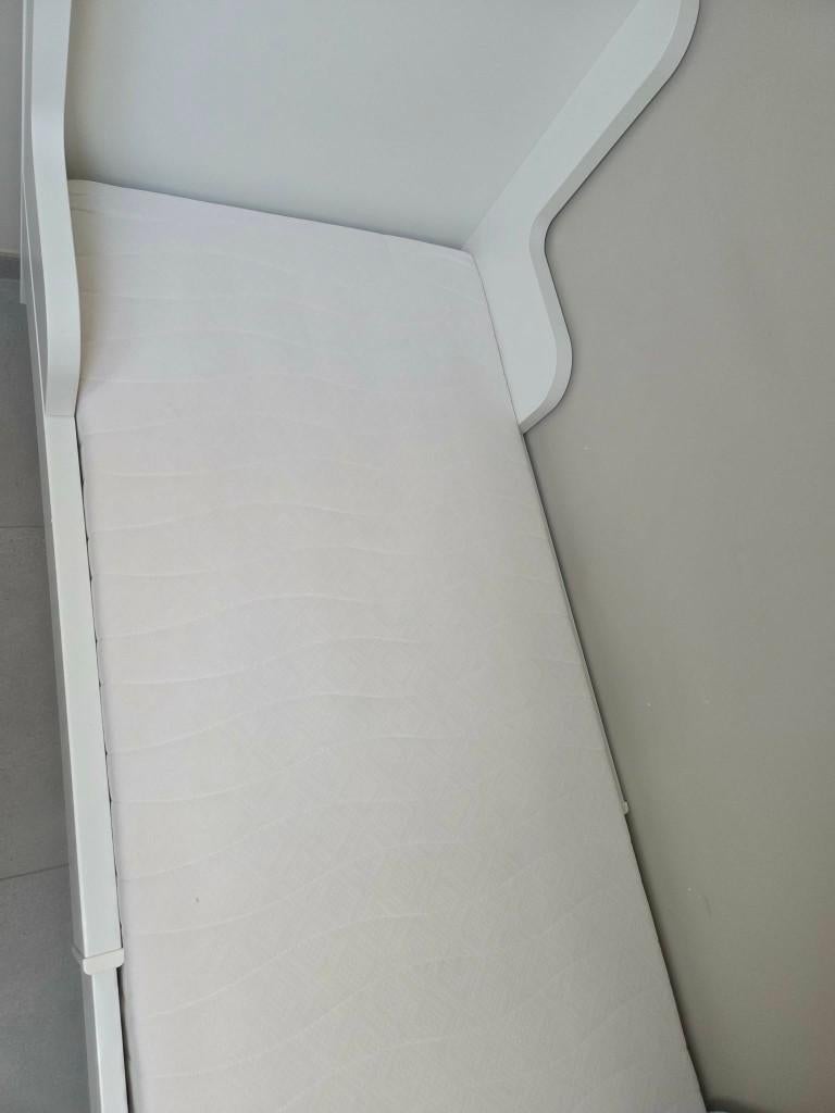 BUSUNGE Meegroeibed van IKEA, incl. matras en dons, 85 tot 100 cm, Zo goed als nieuw, 180 cm of meer, Ophalen