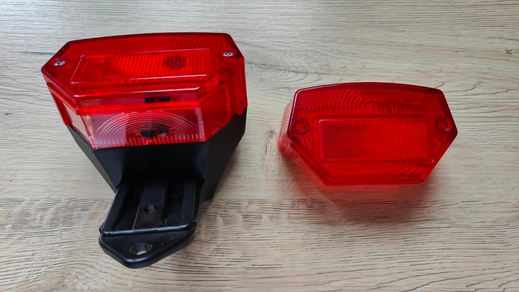 Honda Camino replica achterlicht + reserveglas Nieuw, Fietsen en Brommers, Ophalen of Verzenden, Nieuw