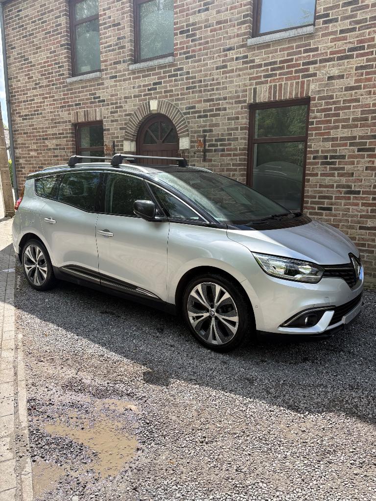 Renault grand scenic, Voorwielaandrijving, Monovolume, 4 cilinders, Leder en Stof