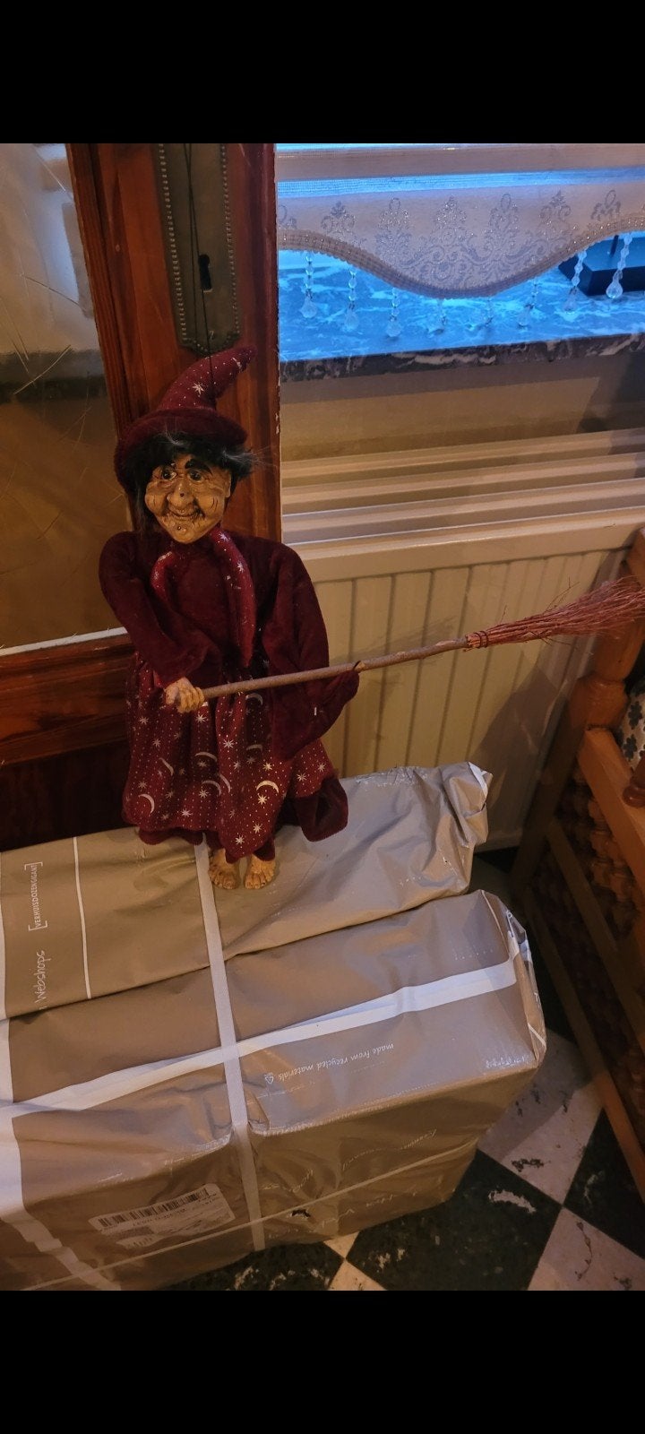 Poupée Sorcière Vintage sur son Balai – Décoration suspendue, Enlèvement