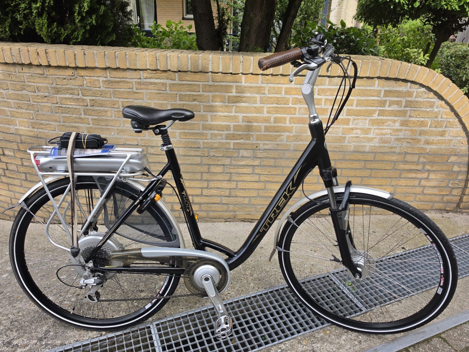 In nieuwstaat Trek met sterke ondersteuning, Vélos & Vélomoteurs, Vélos électriques, Enlèvement
