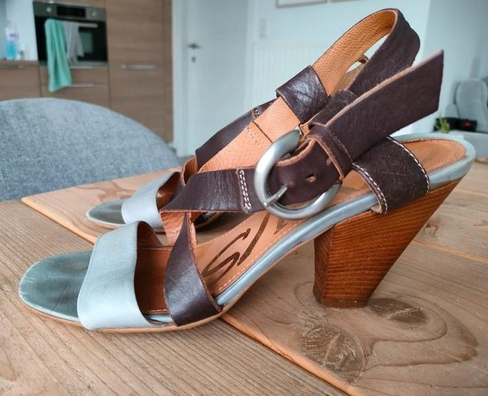 Mooie ledere sandalen Gixus, maat 39 met hak van 7 cm., Kleding | Dames, Schoenen, Gedragen, Sandalen of Muiltjes, Bruin, Ophalen of Verzenden