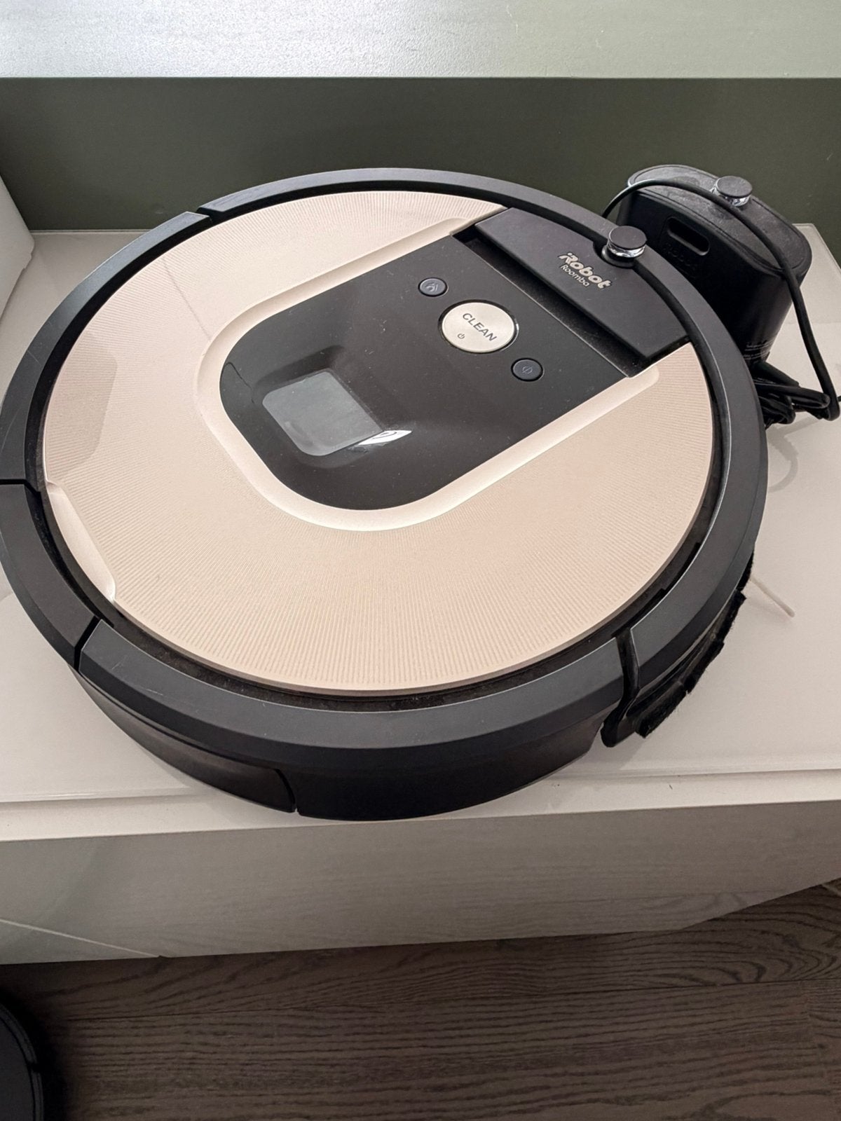 Robot Roomba 976, Electroménager, Aspirateurs, Réservoir, Comme neuf, IRobot, Enlèvement ou Envoi
