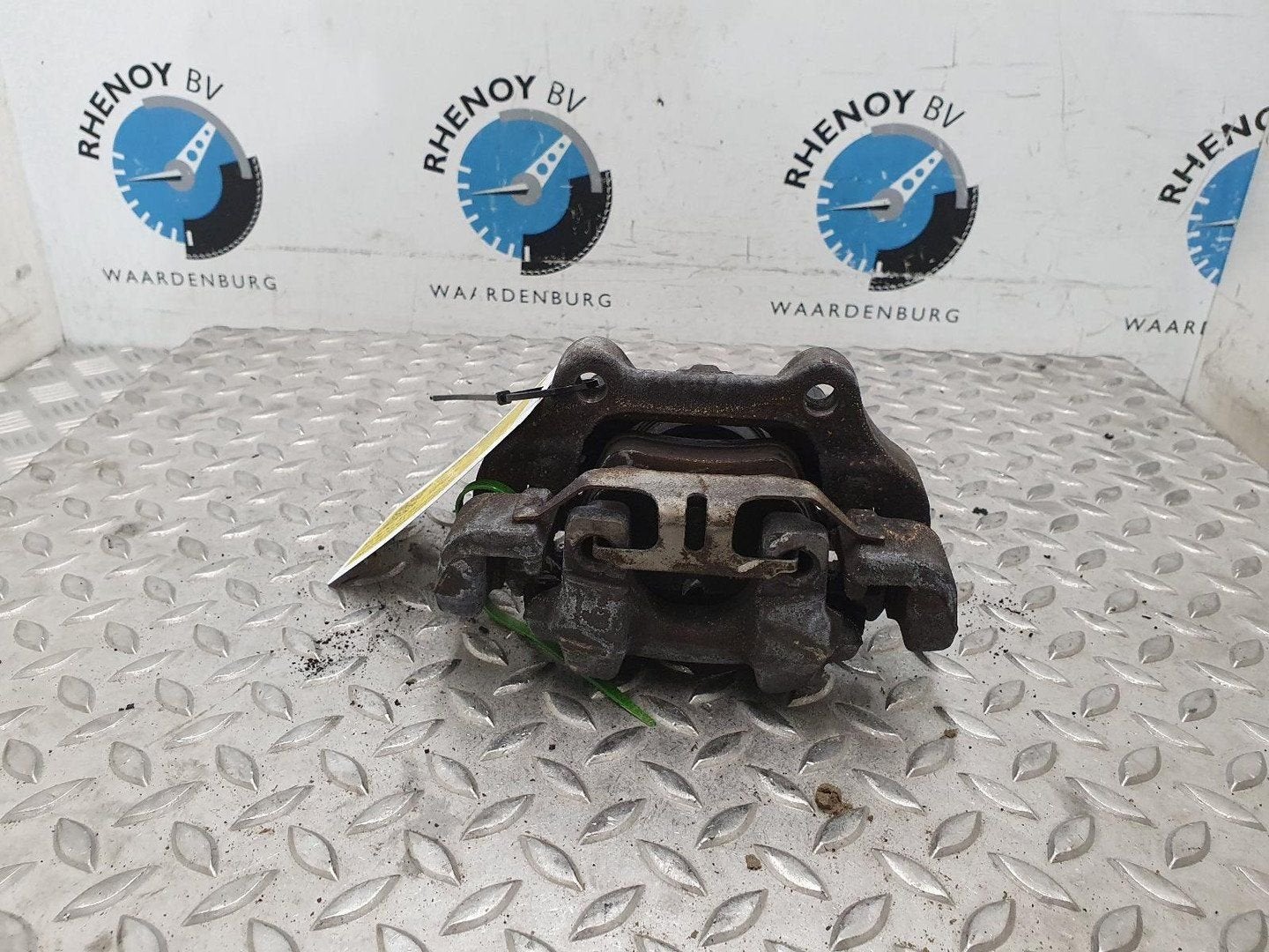 BMW 1 SERIES F20LCI 118D CENTENNIAL HIGH  REM KLAUW 2017, Ophalen of Verzenden, Gebruikt, Stiba lid