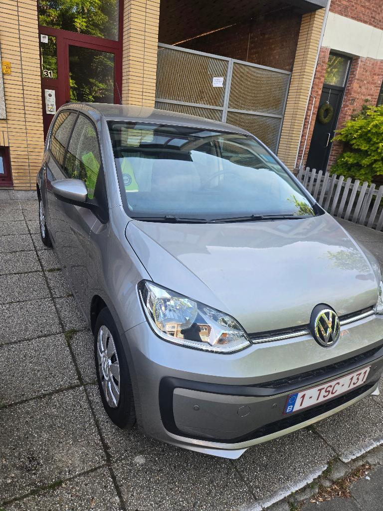 Volkswagen Up !, Autos, Argent ou Gris, Achat, Feux de jour LED, 5 portes