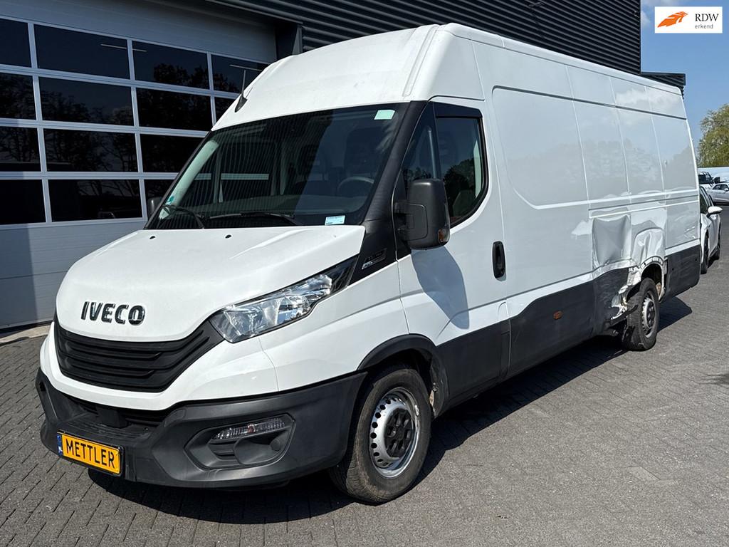 Iveco Daily 35S16 2.3 410, L3H2, camera, Auto's, Achterwielaandrijving, Gebruikt, Iveco, Wit