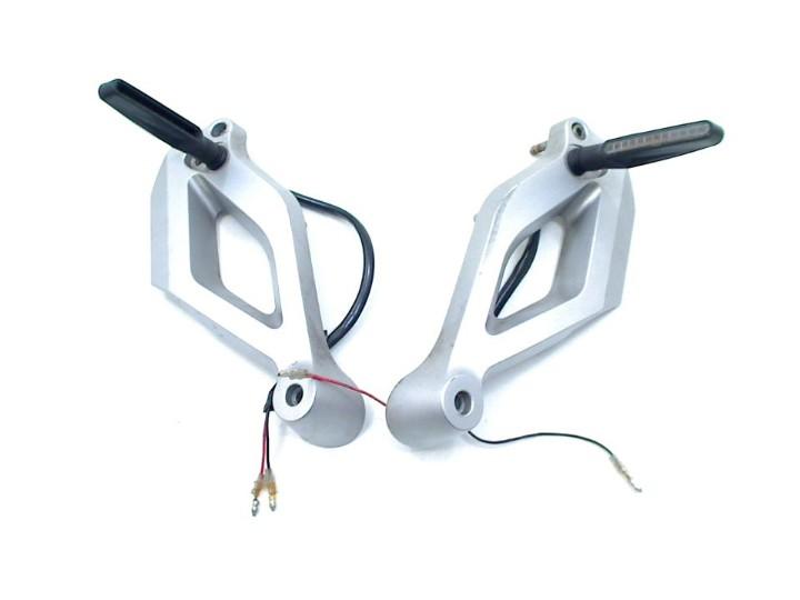 CARENAGE SUPPORT (UPPER) MT 03 2006-2013 (MT03 MT-03), Dhr. S. di Majo, Utilisé, Info@cama-motorparts.nl, P.J. Troelstraweg 8 8
3144 CX  MAASSLUIS, NL
