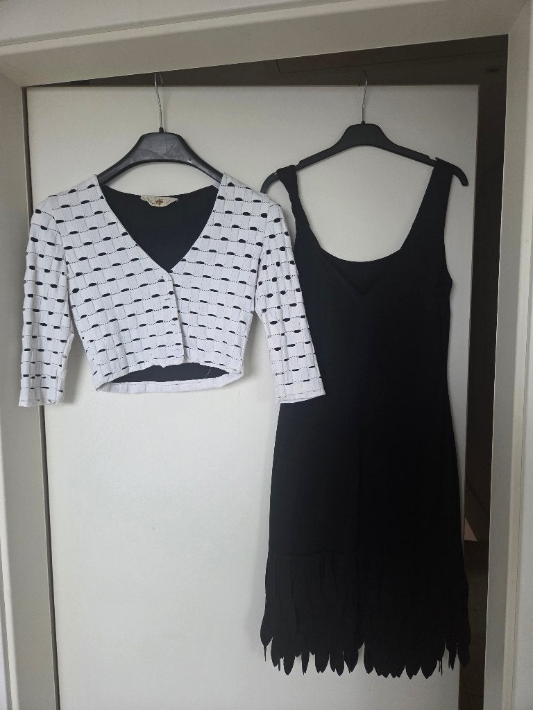 Ensemble petite veste blanche et robe noire, Vêtements | Femmes, Taille 38/40 (M), Comme neuf, Enlèvement, SAGAE