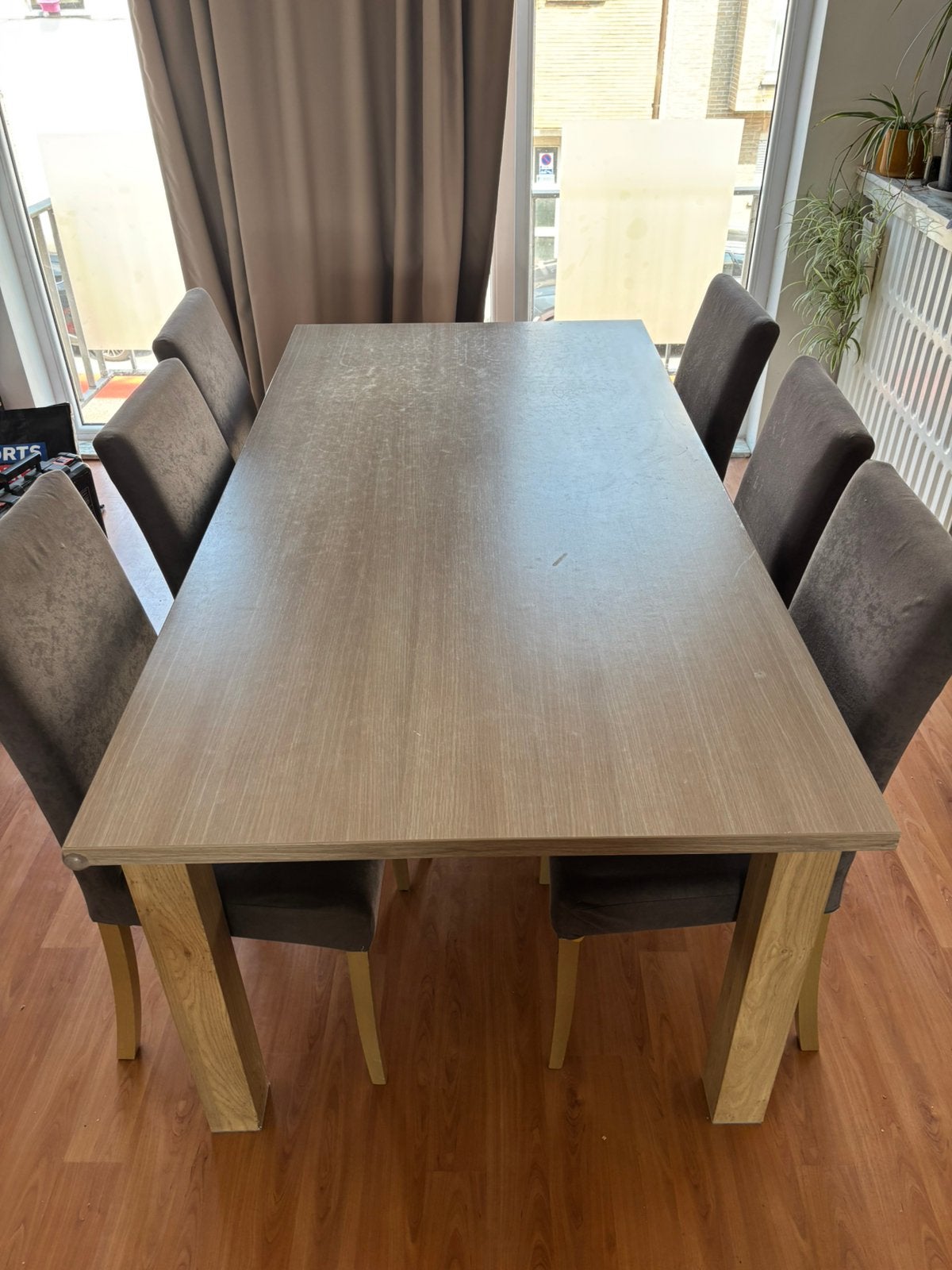 Tafel met 6 stoelen, Huis en Inrichting, Ophalen of Verzenden, Zo goed als nieuw