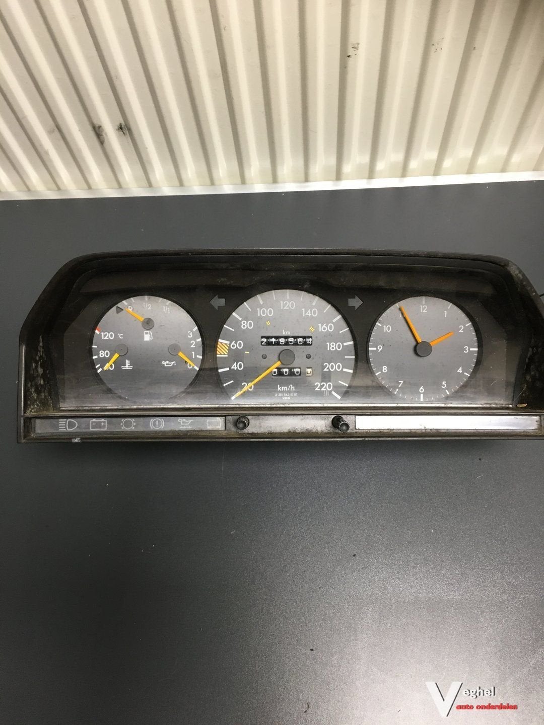 Mercedes W201 1986  Benzine      Km Tellerklok    nr:2015421, Gebruikt, -, -, Ophalen of Verzenden