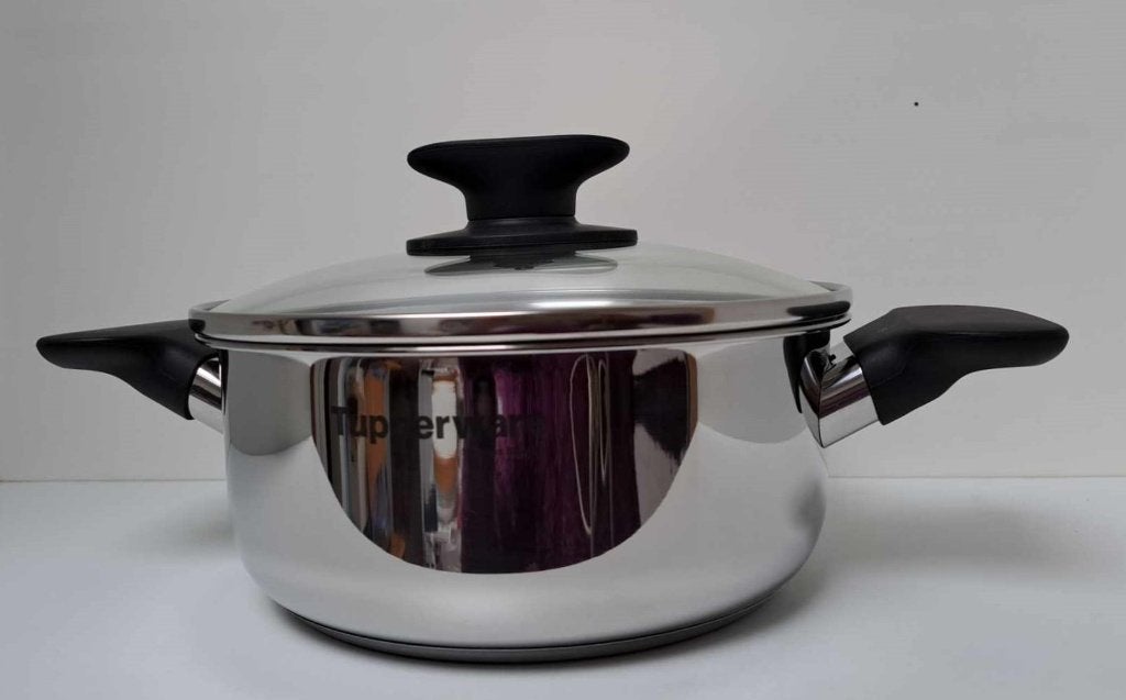 Tupperware™ « Universale Cookware - Casserole » 2,4 litre, Maison & Meubles, Cuisine | Casseroles & Poêles, Neuf, Casserole ou Cocotte-minute