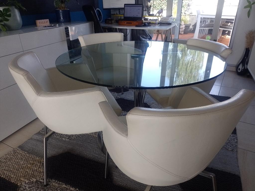 Prachtige Ronde Glazen tafel + 4 Lederen Kuipstoelen, Huis en Inrichting, Tafels | Eettafels, Zo goed als nieuw, 100 tot 150 cm