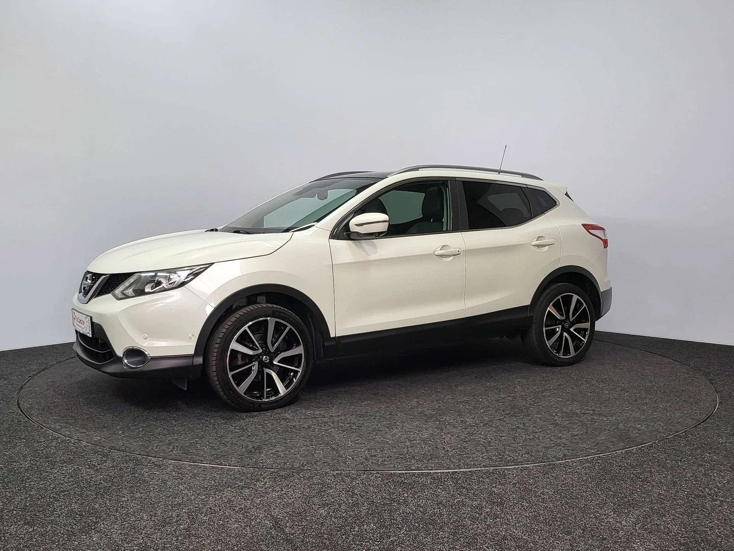 Nissan QASHQAI 1.2 DIG-T | 2017 | 129.343 | Pano | Led | Led, Autos, Achat, Euro 6, Entreprise, Noir