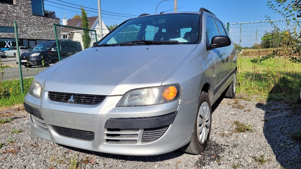 mitsubishi spacestar 1.3i GEKEURD ROOS FORM TREKHAAK euro 4, Auto's, Voorwielaandrijving, 4 cilinders, Bedrijf, https://public.car-pass.be/vhr/868a147c-178a-4d5c-9cf8-d627f036f536